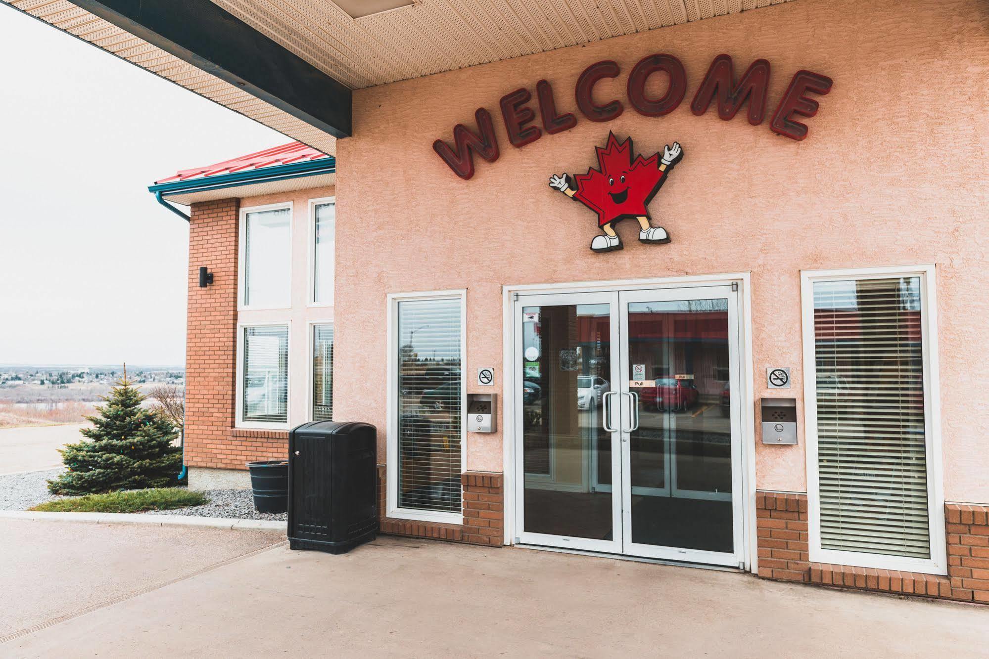 Canadian Motel North Battleford Buitenkant foto