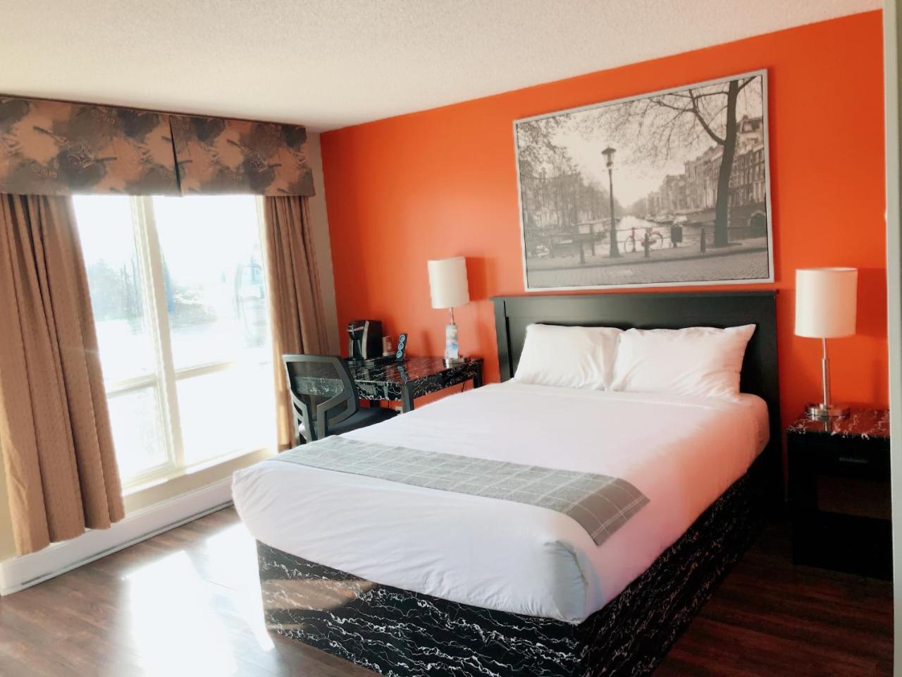 Canadian Motel North Battleford Buitenkant foto